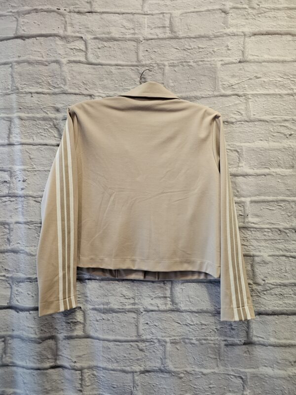 Kurze Blazerjacke "Beige mit wollweissen Streifen" – Bild 3